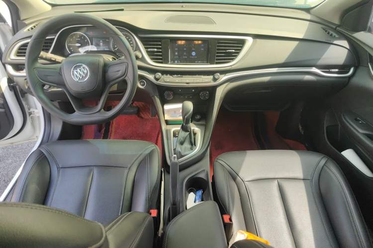 Used Buick GT 2021 1.3T Automatic Mild Hybrid Elite Version Center Console