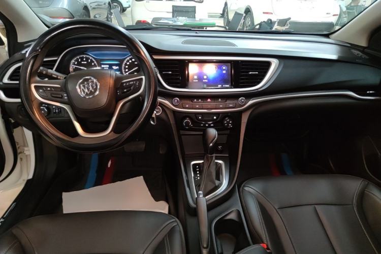 Used Buick GT 2021 Revised Version 1.3T Automatic Mild Hybrid Elite Edition Center Console