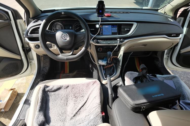 Used Buick GT 2021 Exemplar 1.5L Automatic Elite Version Center Console
