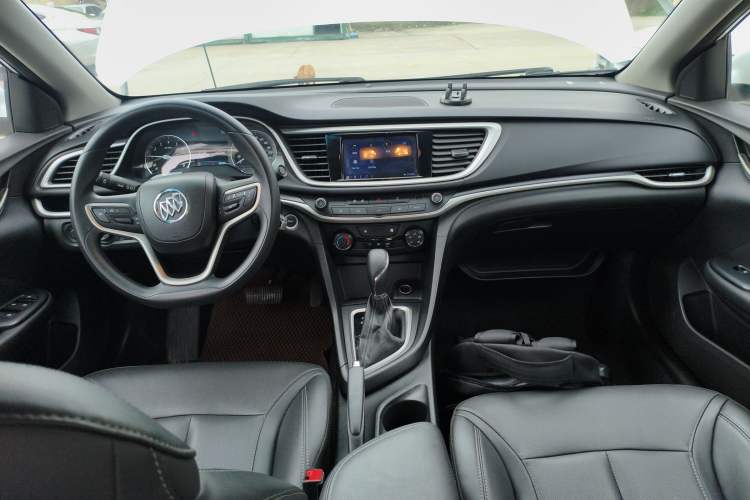 Used Buick GT 2021 Revised Version 1.3T Automatic Mild Hybrid Elite Edition Center Console