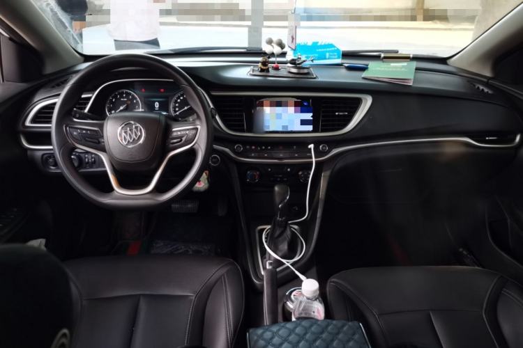 Used Buick GT 2021 Revised Version Flagship 1.5L Automatic Elite Edition Center Console