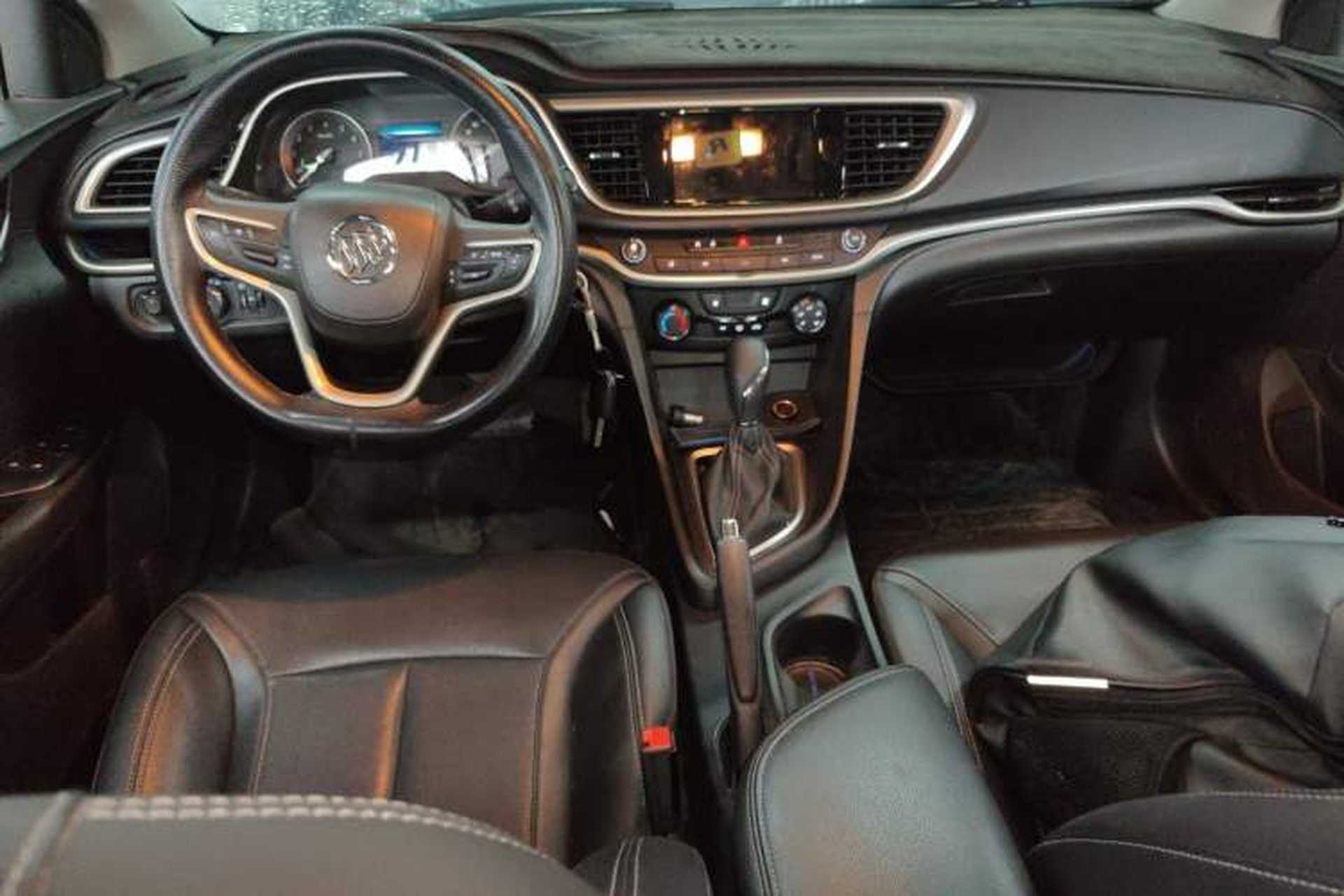 Used Buick GT 2021 Revised Version Flagship 1.5L Automatic Elite Edition Center Console