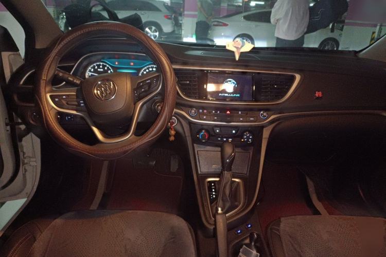 Used Buick GT 2021 Revised Version Flagship 1.5L Automatic Elite Edition Center Console