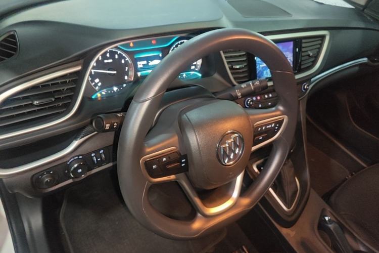 Used Buick GT 2021 Revised Version Flagship 1.5L Automatic Elite Edition Center Console