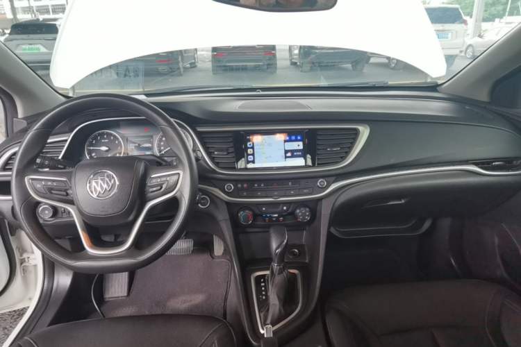 Used Buick GT 2021 Revised Version Flagship 1.5L Automatic Elite Edition Center Console