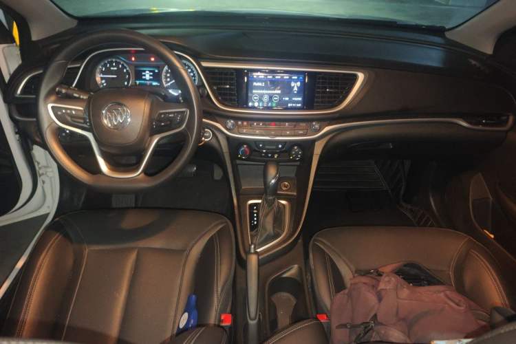 Used Buick GT 2021 Revised Version 1.3T Automatic Mild Hybrid Elite Edition Center Console