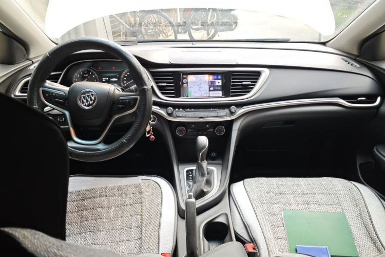 Used Buick GT 2021 Revised Version Flagship 1.5L Automatic Elite Edition Center Console