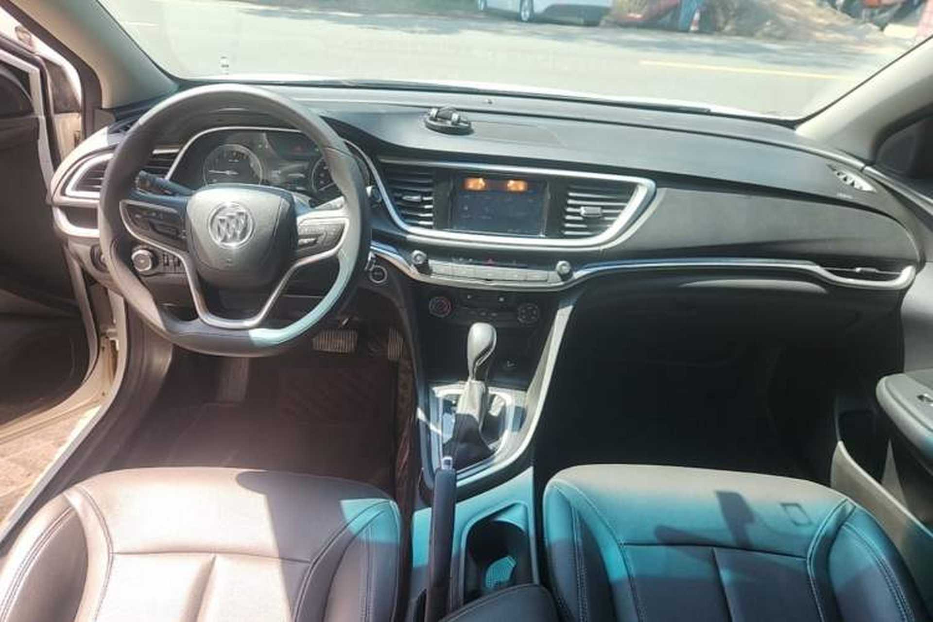 Used Buick GT 2021 Revised Version Flagship 1.5L Automatic Elite Edition Center Console