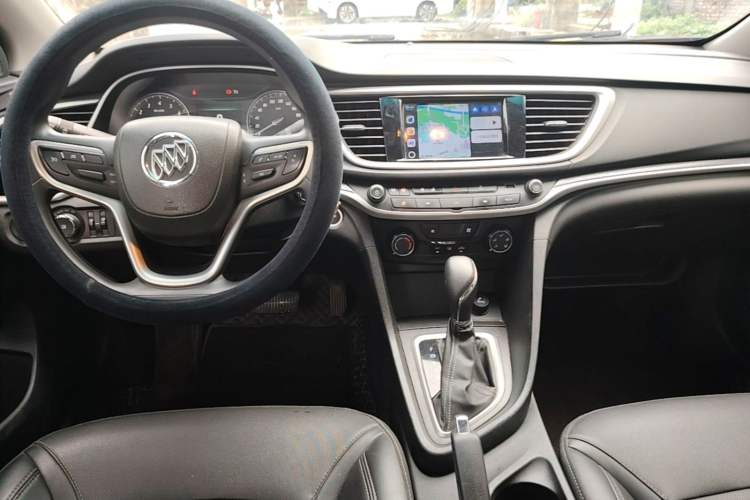 Used Buick GT 2021 Revised Version Flagship 1.5L Automatic Elite Edition Center Console