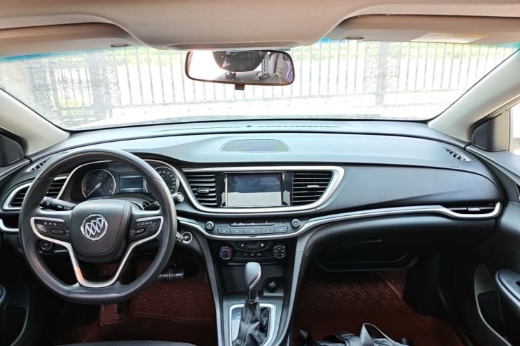 Used Buick GT 2021 Revised Version Flagship 1.5L Automatic Elite Edition Center Console