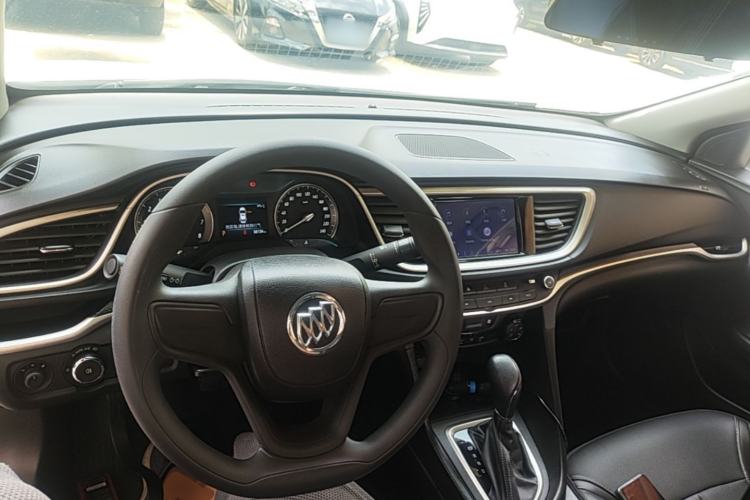 Used Buick GT 2021 1.3T Automatic Mild Hybrid Elite Version Center Console