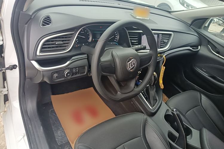 Used Buick GT 2021 1.3T Automatic Mild Hybrid Elite Version Center Console