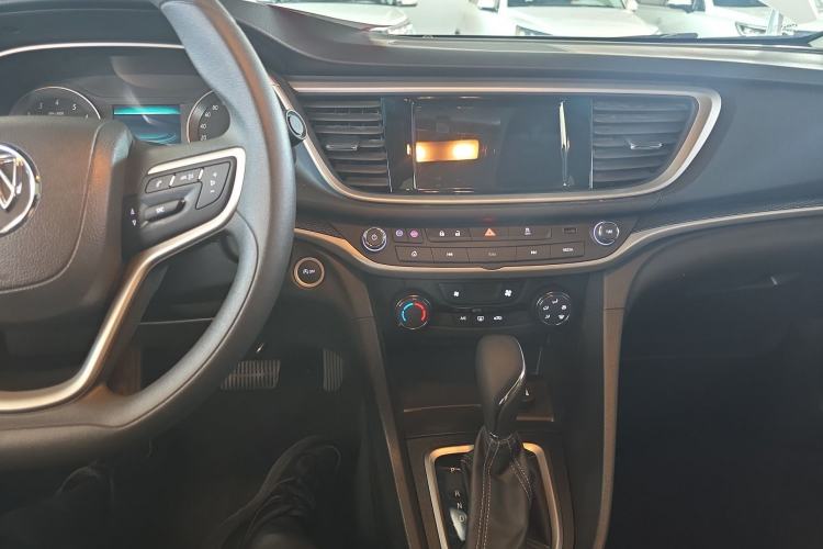 Used Buick GT 2021 Revised Version Flagship 1.5L Automatic Elite Edition Center Console