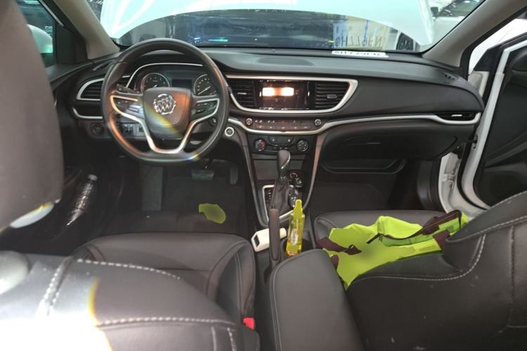 Used Buick GT 2021 Revised Version 1.3T Automatic Mild Hybrid Elite Edition Center Console