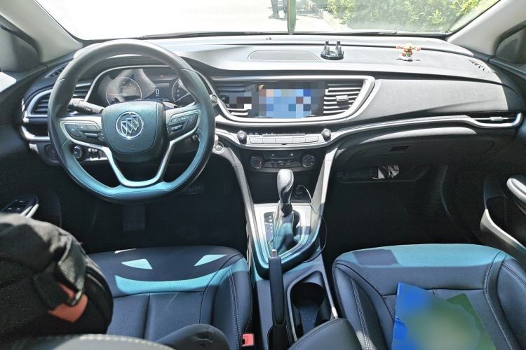 Used Buick GT 2021 Revised Version Flagship 1.5L Automatic Elite Edition Center Console