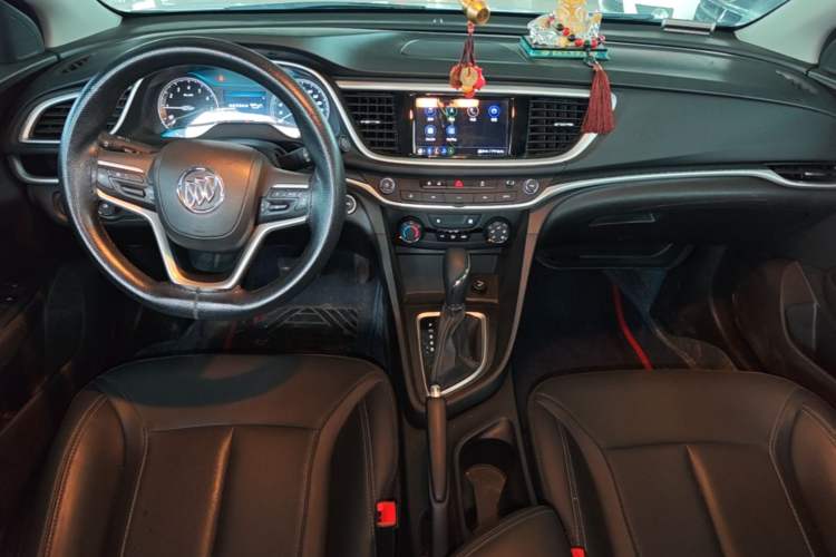 Used Buick GT 2021 Revised Version Flagship 1.5L Automatic Entry-Level Trim Center Console