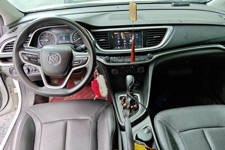 Used Buick GT 2021 Revised Version Flagship 1.5L Automatic Elite Edition Center Console