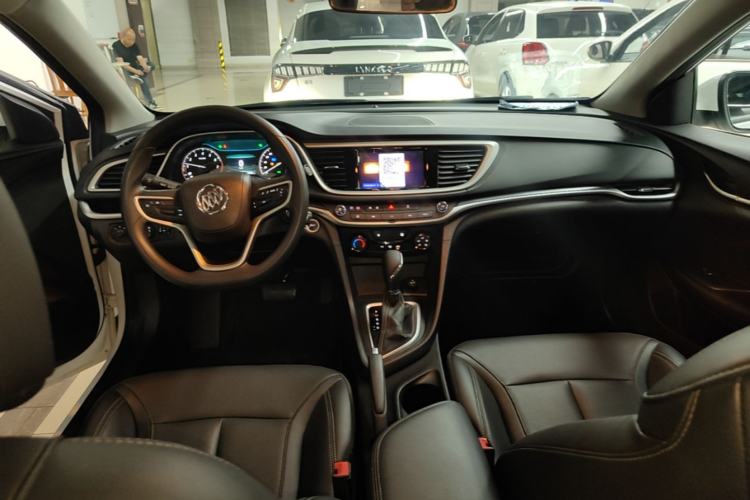 Used Buick GT 2021 Revised Version 1.3T Automatic Mild Hybrid Elite Edition Center Console