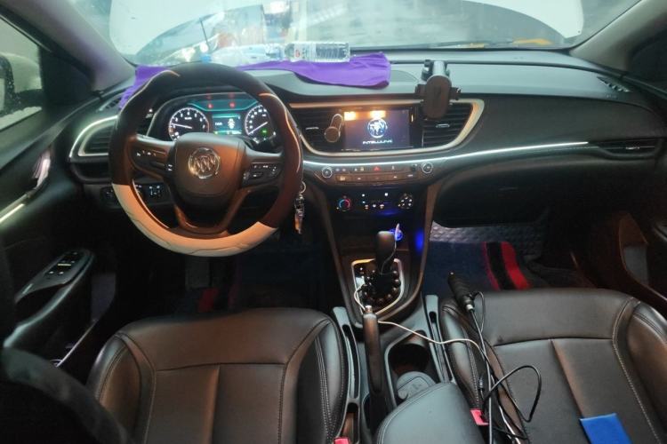 Used Buick GT 2021 Revised Version 1.3T Automatic Mild Hybrid Elite Edition Center Console