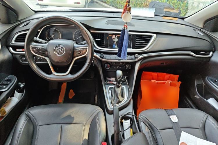 Used Buick GT 2021 Revised Version Flagship 1.5L Automatic Elite Edition Center Console