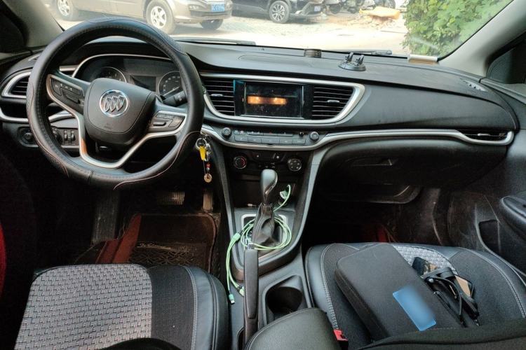 Used Buick GT 2021 Revised Version Flagship 1.5L Automatic Elite Edition Center Console