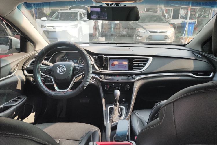 Used Buick GT 2021 Revised Version 1.3T Automatic Mild Hybrid Elite Edition Center Console