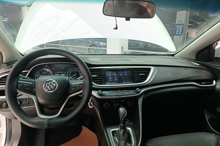 Used Buick GT 2021 Revised Version Flagship 1.5L Automatic Elite Edition Center Console