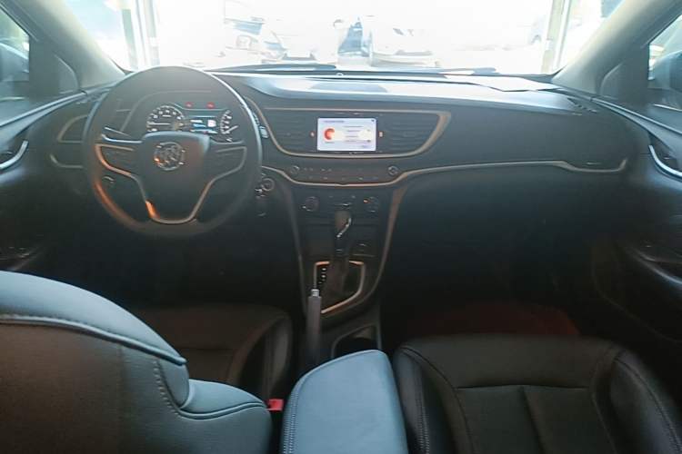 Used Buick GT 2021 Revised Version 1.3T Automatic Mild Hybrid Elite Edition Center Console