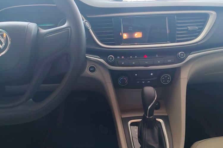 Used Buick GT 2021 Exemplar 1.5L Automatic Elite Version Center Console