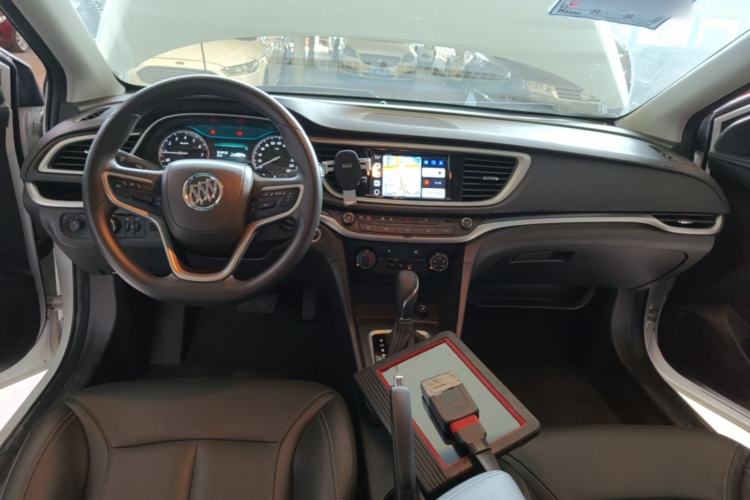 Used Buick GT 2021 Revised Version Flagship 1.5L Automatic Elite Edition Center Console