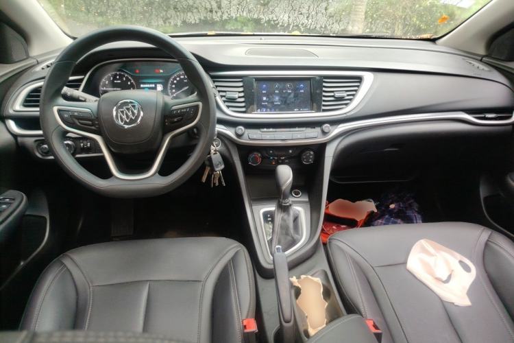 Used Buick GT 2021 Revised Version Flagship 1.5L Automatic Elite Edition Center Console