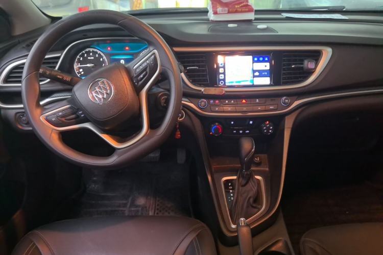 Used Buick GT 2021 Revised Version Flagship 1.5L Automatic Elite Edition Center Console