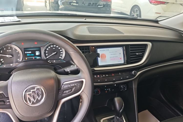 Used Buick GT 2021 Revised Version Flagship 1.5L Automatic Entry-Level Trim Center Console