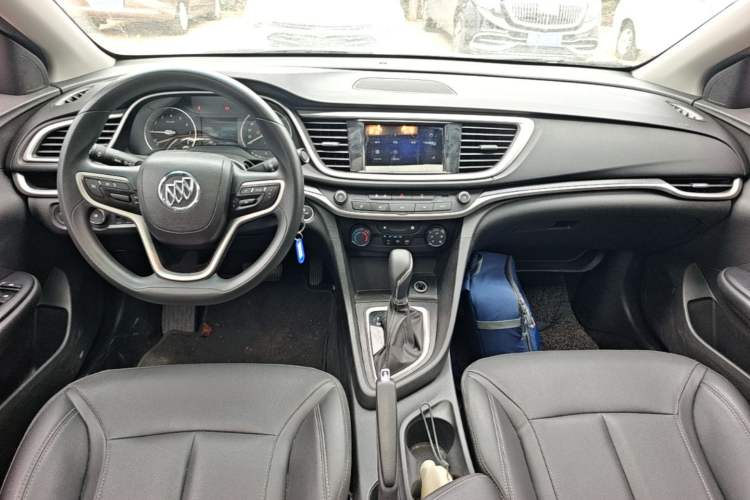 Used Buick GT 2021 Revised Version Flagship 1.5L Automatic Elite Edition Center Console