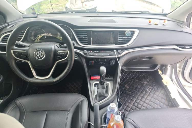 Used Buick GT 2021 Revised Version Flagship 1.5L Automatic Elite Edition Center Console