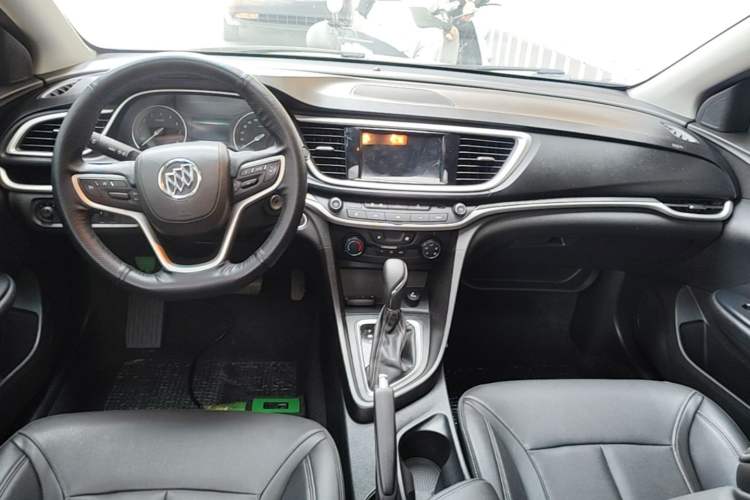 Used Buick GT 2021 Revised Version Flagship 1.5L Automatic Elite Edition Center Console