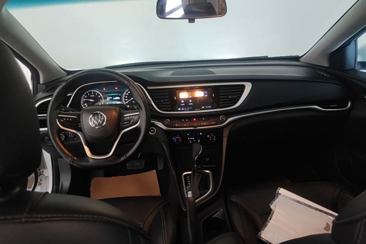 Used Buick GT 2021 Revised Version Flagship 1.5L Automatic Elite Edition Center Console