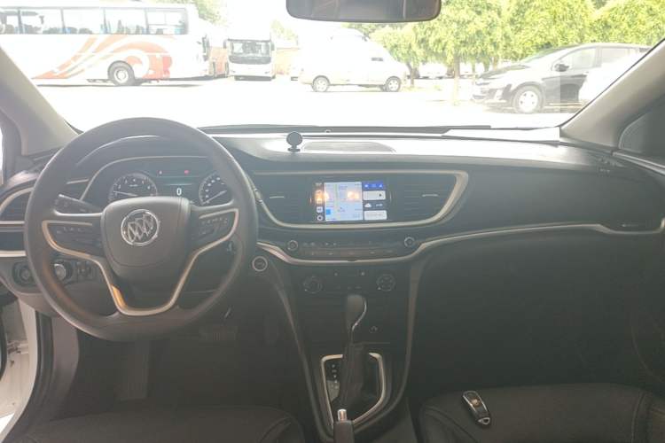 Used Buick GT 2021 Revised Version Flagship 1.5L Automatic Elite Edition Center Console
