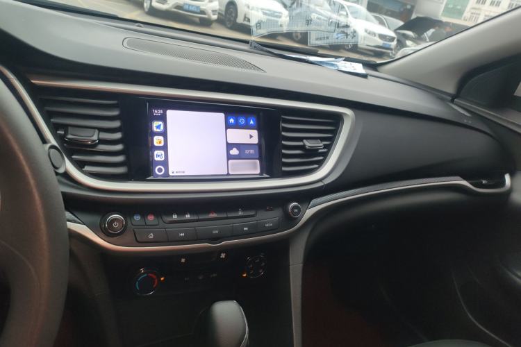 Used Buick GT 2021 Revised Version Flagship 1.5L Automatic Elite Edition Center Console