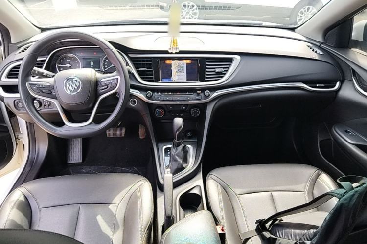 Used Buick GT 2021 Revised Version Flagship 1.5L Automatic Elite Edition Center Console