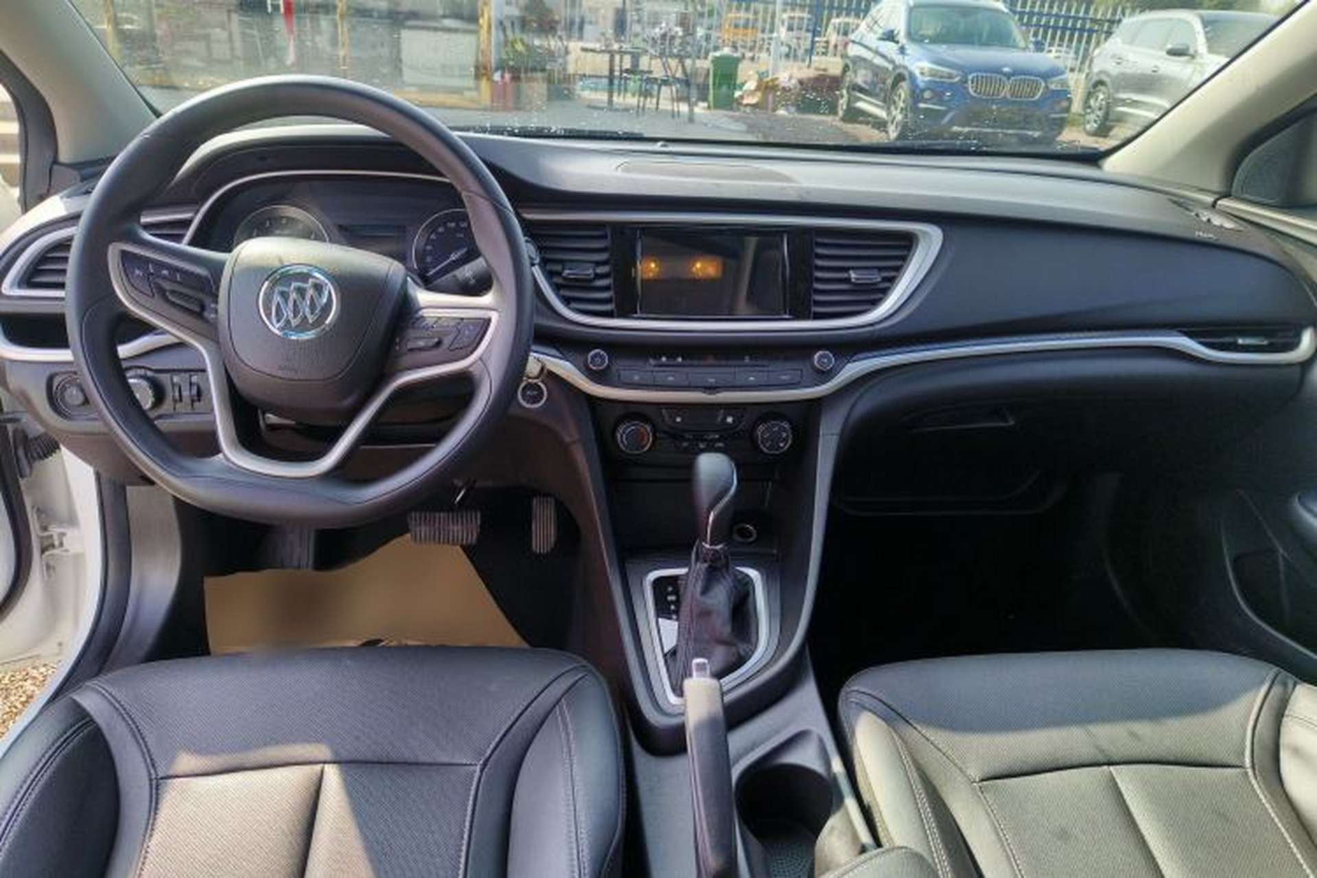 Used Buick GT 2021 Revised Version Flagship 1.5L Automatic Elite Edition Center Console