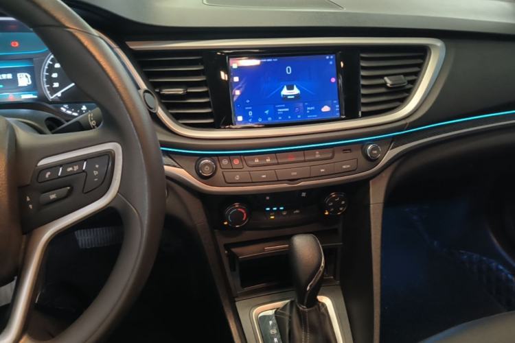 Used Buick GT 2021 Revised Version Flagship 1.5L Automatic Elite Edition Center Console