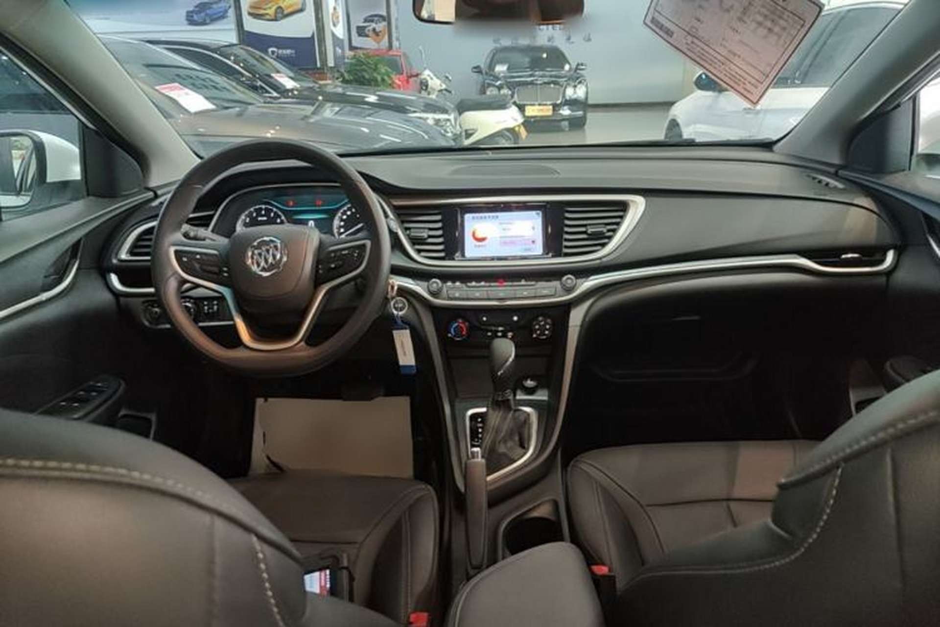 Used Buick GT 2021 Revised Version Flagship 1.5L Automatic Elite Edition Center Console