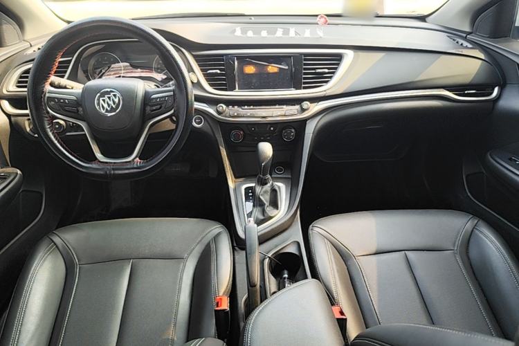Used Buick GT 2021 Revised Version Flagship 1.5L Automatic Elite Edition Center Console