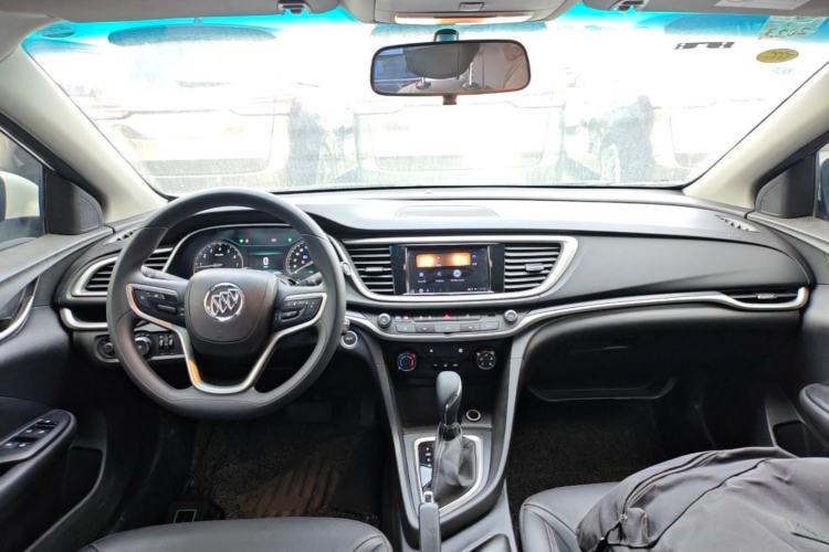 Used Buick GT 2021 Revised Version Flagship 1.5L Automatic Elite Edition Center Console