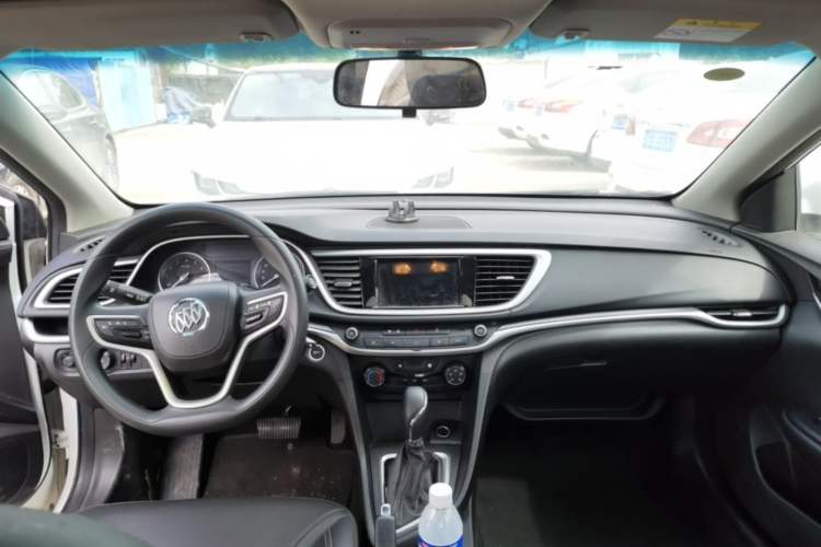 Used Buick GT 2021 Revised Version 1.3T Automatic Mild Hybrid Elite Edition Center Console