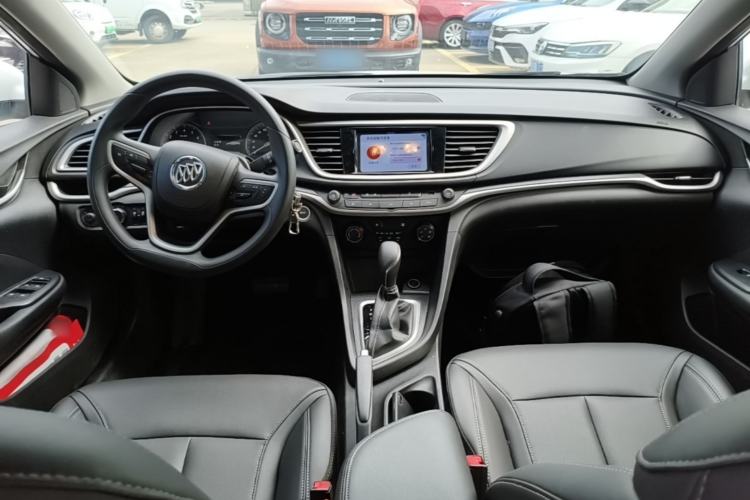 Used Buick GT 2021 Revised Version Flagship 1.5L Automatic Elite Edition Center Console