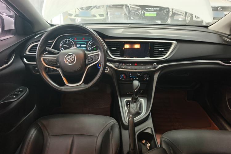 Used Buick GT 2021 Revised Version Flagship 1.5L Automatic Elite Edition Center Console