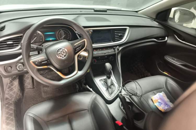 Used Buick GT 2021 Revised Version Flagship 1.5L Automatic Elite Edition Center Console