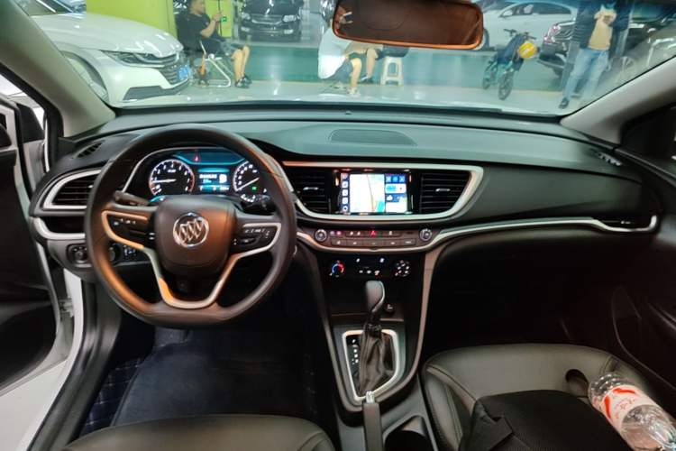 Used Buick GT 2021 Revised Version Flagship 1.5L Automatic Elite Edition Center Console